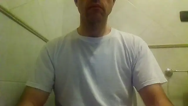 kelper18 online show from May 13, 2026, 5:20 pm