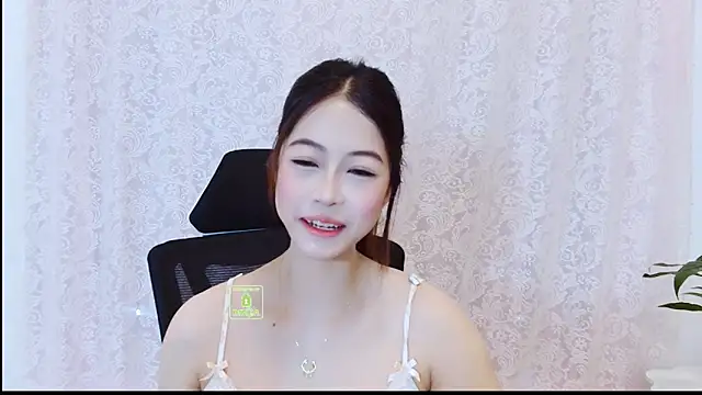 isadora1314 online show from May 23, 2026, 3:05 am