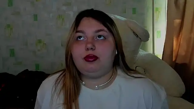 LillyHaigh online show from May 23, 2026, 6:01 am