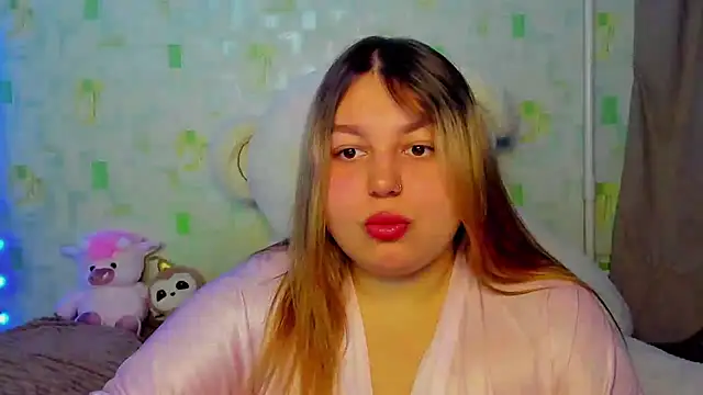 LillyHaigh online show from June 1, 2026, 8:19 pm