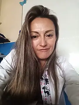 Snapshot of Angel_Nova_ chatting on June 4, 2026, 1:05 pm Angel Nova online show from June 4, 2026, 1:05 pm