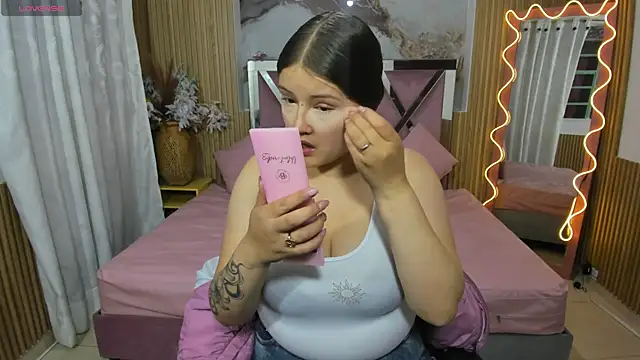 Krysstal tay1 online show from May 30, 2026, 11:49 am