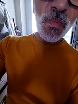 circusmale online show from May 11, 2026, 2:29 pm