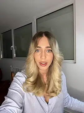 ZenyShy online show from May 29, 2026, 11:16 am