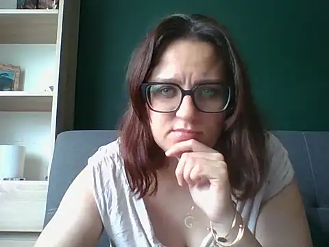 sensual paris online show from June 18, 2026, 9:14 am