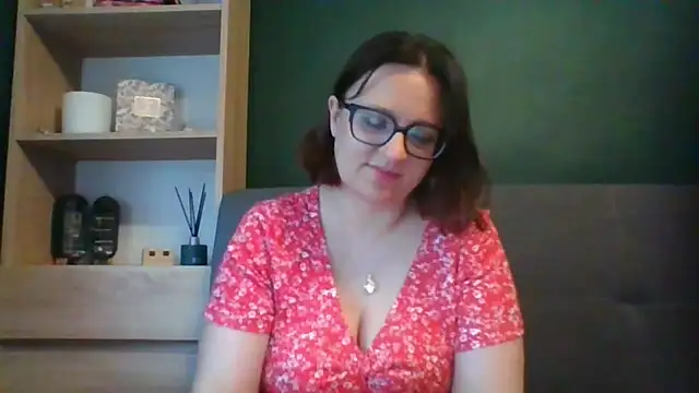 sensual paris online show from July 27, 2026, 5:36 am