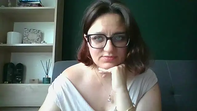 sensual paris online show from July 31, 2026, 5:18 am