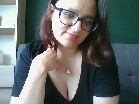 sensual paris online show from June 16, 2026, 5:29 am