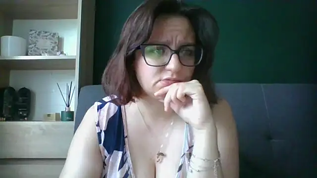 sensual paris online show from July 29, 2026, 5:28 am