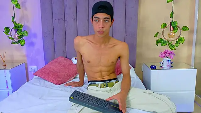 Liam  Mercury online show from June 26, 2026, 8:03 pm