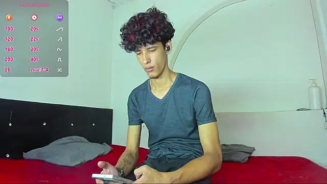 liammendoza98 online show from May 11, 2026, 1:12 pm