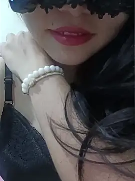 silkyhairs online show from July 6, 2026, 5:26 pm