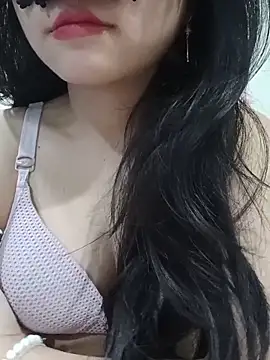 silkyhairs online show from June 15, 2026, 1:44 pm