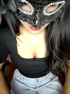 Razoee online show from May 18, 2026, 9:14 am