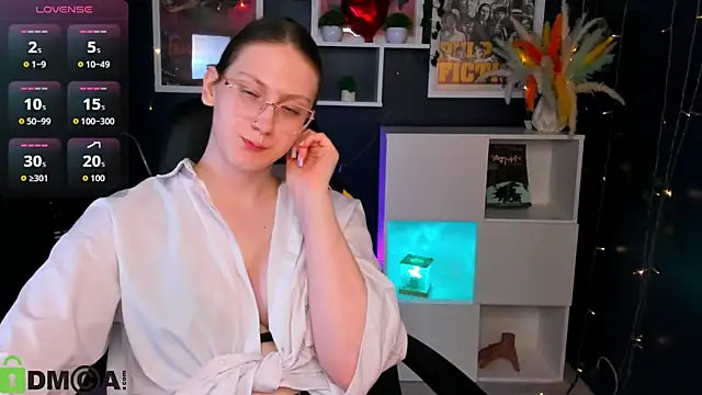 Queen Milena online show from May 13, 2026, 12:34 pm
