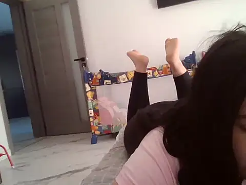 brunetata12 online show from April 28, 2026, 8:30 am