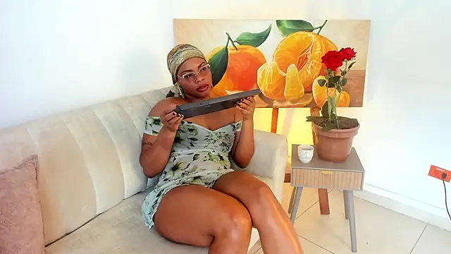 Reve Damour online show from May 4, 2026, 4:32 pm
