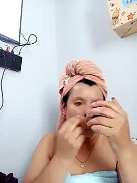 Samantha Kieran online show from May 12, 2026, 7:53 pm