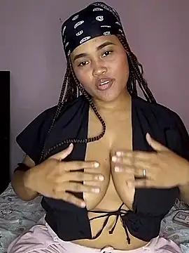 PlacerTallaXXX online show from May 4, 2026, 9:06 pm