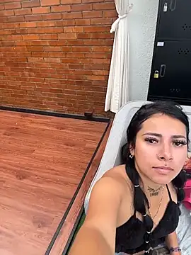 The Bratzz  online show from April 29, 2026, 7:31 pm