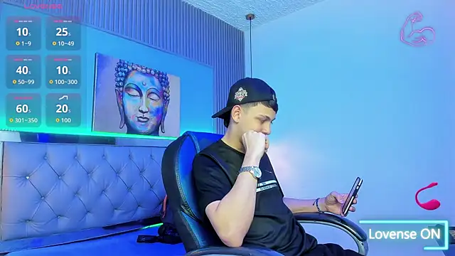Snapshot of Ethanx18_ chatting on August 7, 2026, 2:28 am Ethanx18 online show from August 7, 2026, 2:28 am
