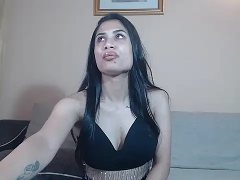 rebecka sweet online show from May 17, 2026, 1:11 pm