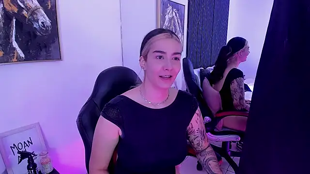Bonnie Rider online show from June 3, 2026, 2:33 pm