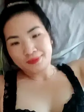 Kee2000 online show from May 7, 2026, 7:56 am