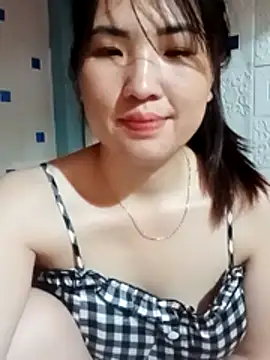 Kee2000 online show from June 14, 2026, 3:24 pm