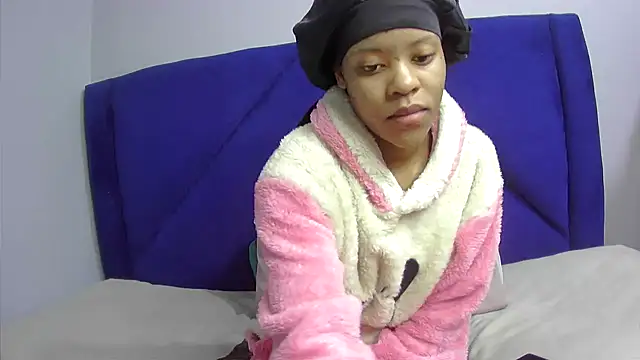 Snapshot of TheSexyBibi chatting on June 20, 2026, 7:46 am TheSexyBibi online show from June 20, 2026, 7:46 am