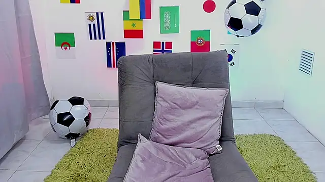 hades derox  online show from July 5, 2026, 1:10 am