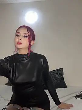 Snapshot of Sophia_Luxx chatting on May 16, 2026, 7:29 am Sophia Luxx online show from May 16, 2026, 7:29 am