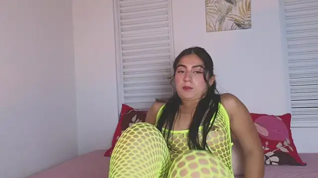 VictoriaaLopez online show from May 15, 2026, 3:59 am