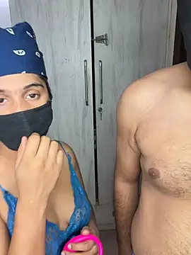 Snapshot of Angel3sum chatting on July 18, 2026, 6:33 am Angel3sum online show from July 18, 2026, 6:33 am