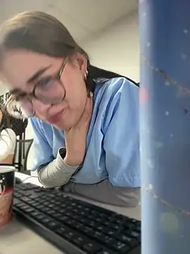 Sweet Milaa1 online show from May 30, 2026, 8:36 pm