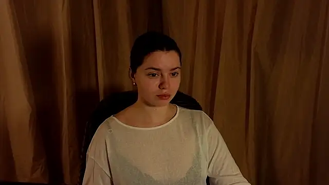 MilaTau online show from May 2, 2026, 10:04 pm