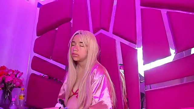 ivyqueen28 online show from June 2, 2026, 9:53 am