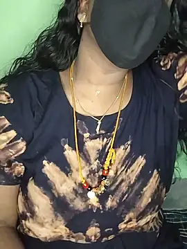 Snapshot of tamil_butterfly chatting on June 14, 2026, 8:37 am tamil butterfly online show from June 14, 2026, 8:37 am