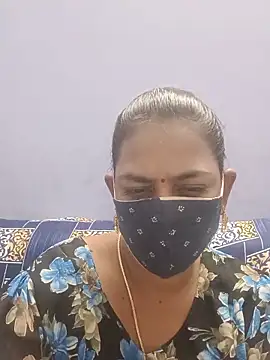 cathrine92 online show from June 14, 2026, 8:21 pm