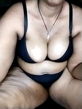 Sexythick lady online show from May 4, 2026, 8:00 pm