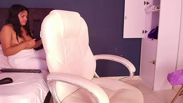 kiraa li online show from April 29, 2026, 5:30 pm