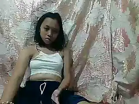Yours AsianPinayGirl18 online show from May 3, 2026, 12:27 am