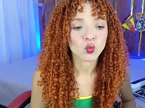 Snapshot of Kiaralovee26 chatting on July 1, 2026, 12:55 am Kiaralovee26 online show from July 1, 2026, 12:55 am