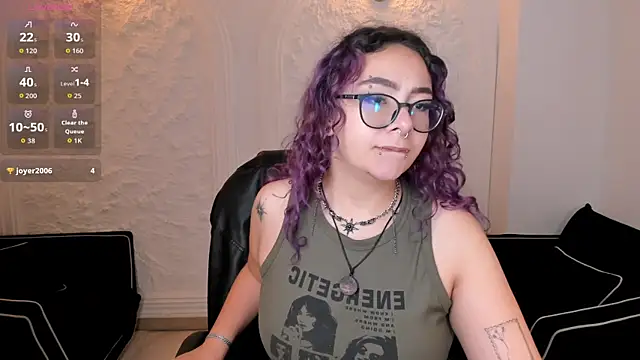 LoiseHarper online show from June 16, 2026, 4:12 am