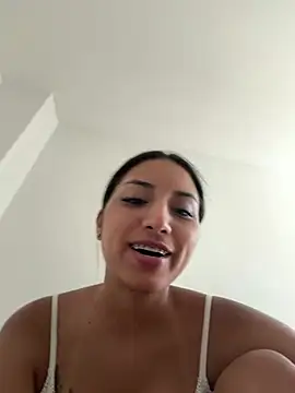 ScarlettVelvet online show from July 10, 2026, 5:02 pm