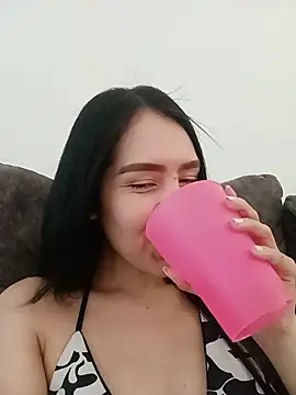madiison hot online show from June 26, 2026, 6:58 pm