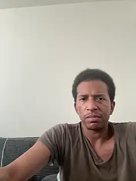 Ooohtoolee online show from May 19, 2026, 5:20 pm