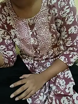 Snapshot of Seema_yadav01 chatting on August 6, 2026, 5:02 am Seema yadav01 online show from August 6, 2026, 5:02 am