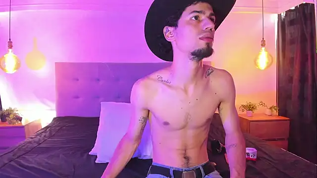 MichaelEvanss  online show from June 20, 2026, 12:54 pm