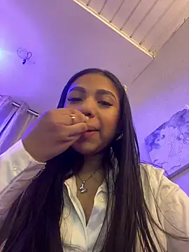 Dulcerouss   online show from June 27, 2026, 11:38 am